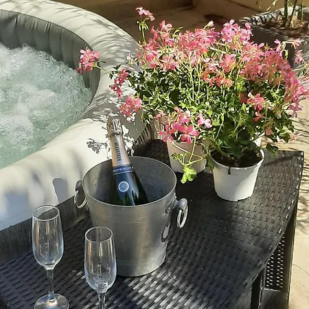 بيت للعطل Villla Chiazzese